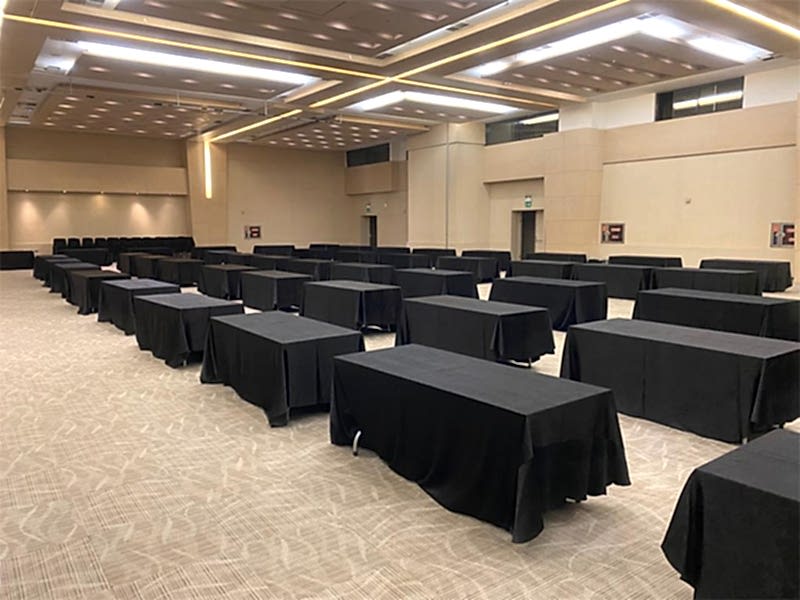 Dikdörtgen Masa Kiralama | Kiralık Dikdörtgen Masa