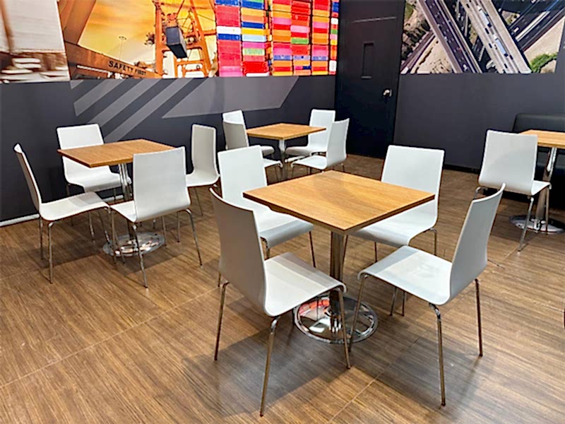 Fuar İçin Masa Sandalye Kiralama | Fuar Malzemeleri Kiralama